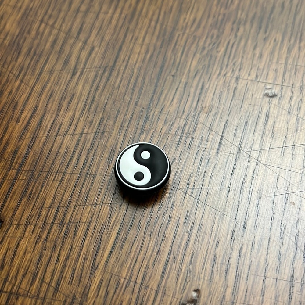 Ying Yang Jibbitz - Brand New